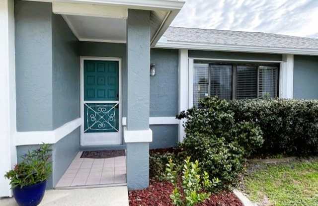 Updated 3-Bedroom, 2-Bath Home w/ Office – Your Perfect Florida Retreat! Available April  through November 2026 | 30-day minimum Gallery 4