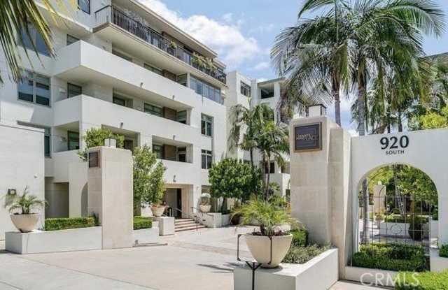 920 Granite Drive - 920 Granite Drive, Pasadena, CA 91106