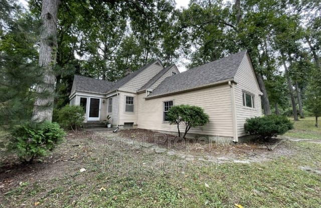 7506 W. Jefferson Blvd - 7506 West Jefferson Boulevard, Fort Wayne, IN 46804