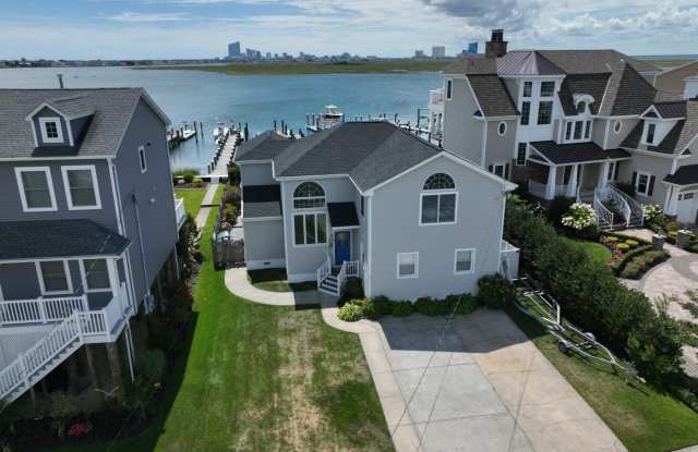 540 W Shore Dr photos photos