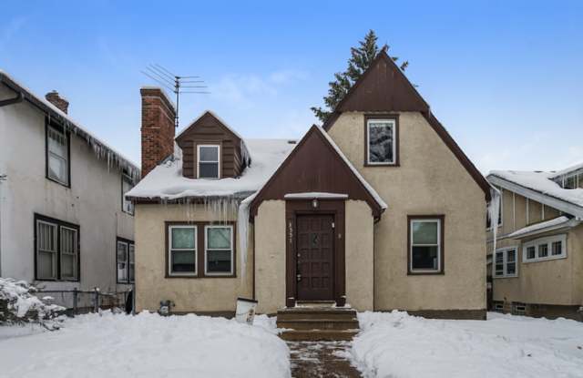 3551 North Knox Avenue photos photos