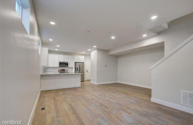 1326 Knox Ct Gallery 3