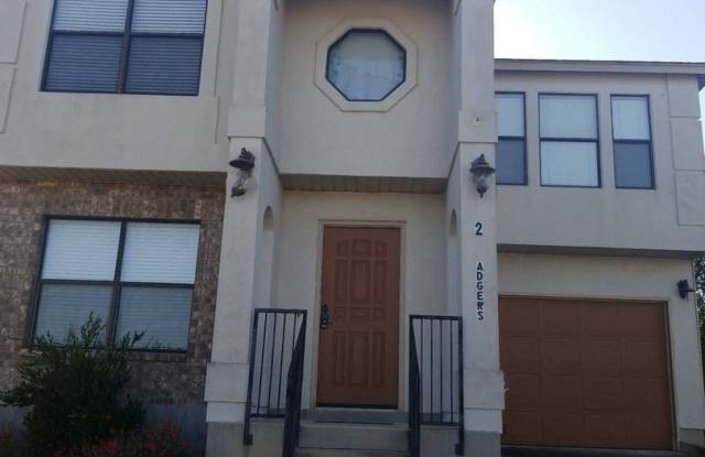 2 Badgers Hills - 2 Badgers Hills, San Antonio, TX 78238
