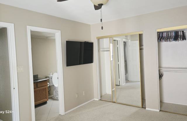 10961 E Hope Dr photos photos