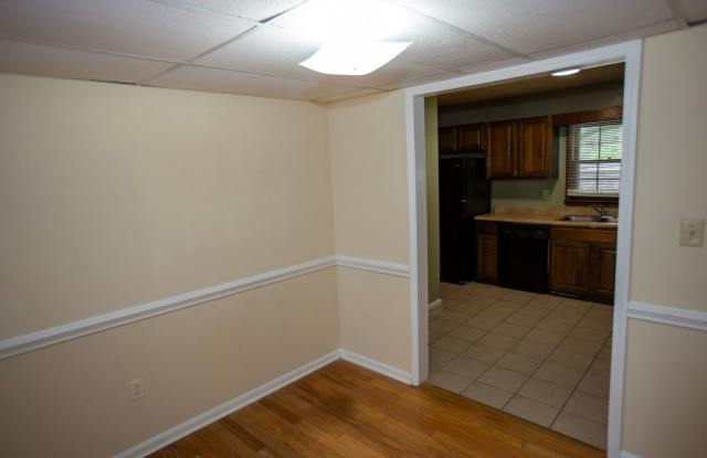 2 Bed 2.5 Bath Condo Gallery 4