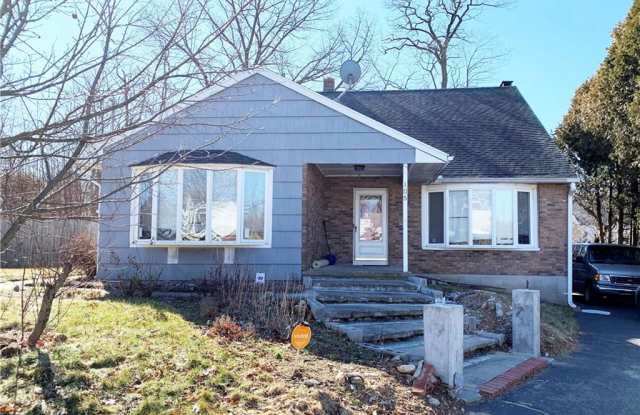 105 Beauvue Terrace - 105 Beauvue Terrace, Bridgeport, CT 06606