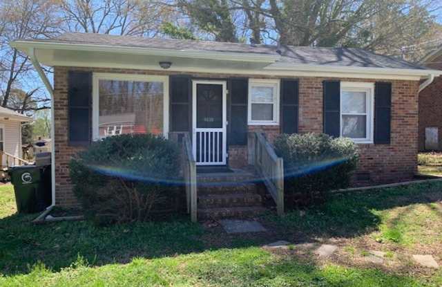 Cozy 2 Bedroom Home Available Now! photos photos