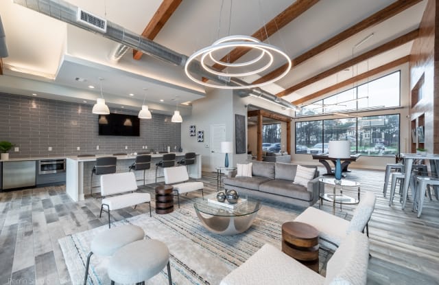 Villa Westlake Gallery 3