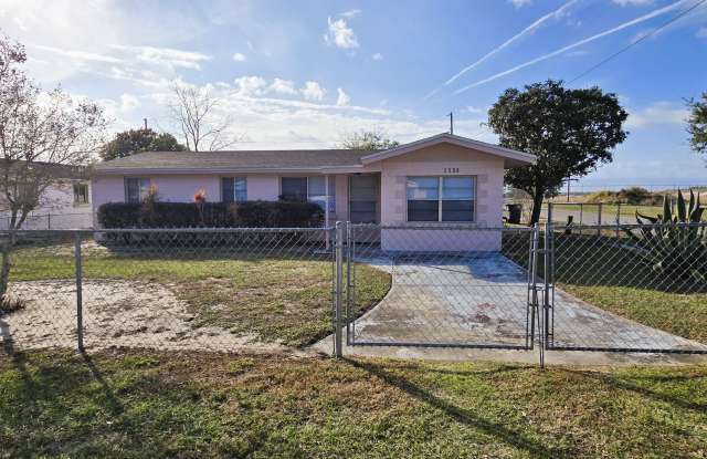 2136 Bouyer Street photos photos