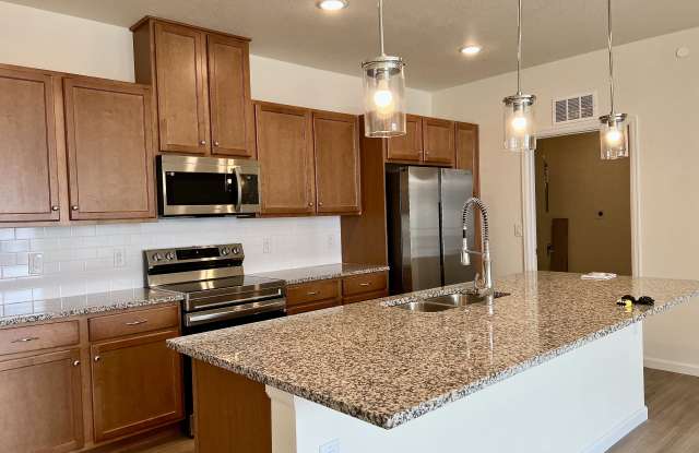 3865 Presidio Point Gallery 2
