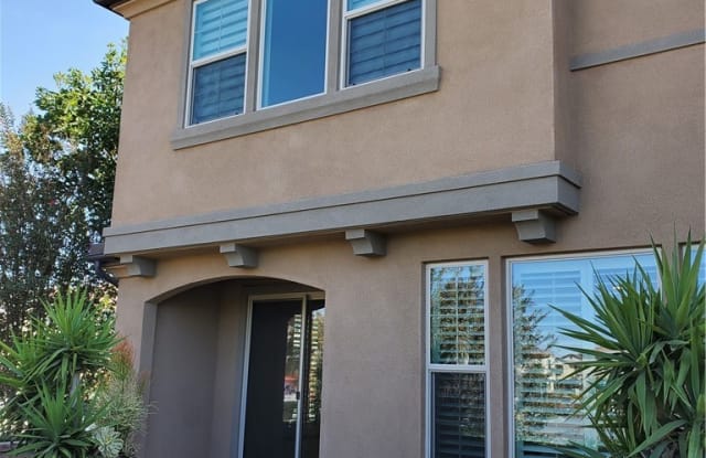 10 Jasmine - 10 Jasmine, Lake Forest, CA 92630