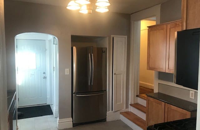 1669 Maryland Ave E - 1669 Maryland Avenue East, St. Paul, MN 55106