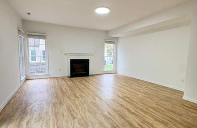 9504 Hungary Woods Drive Gallery 4