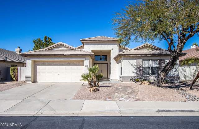 6434 W KRISTAL Way Gallery 2