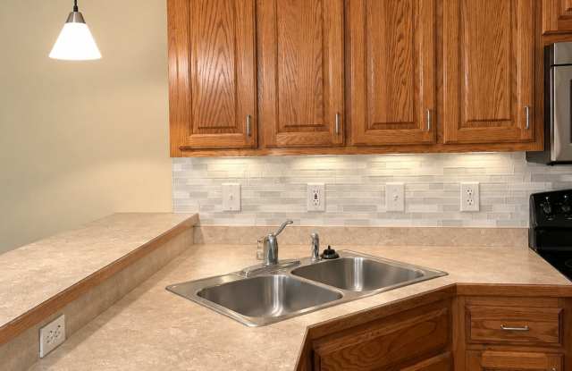 5515 Hunley Ct Gallery 3