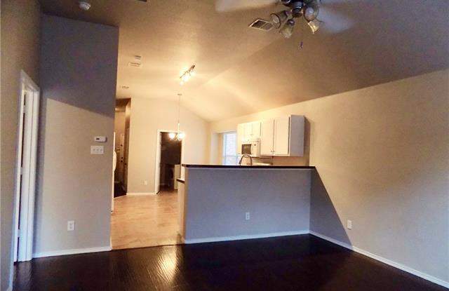 3012 Thicket Bend Court Gallery 2