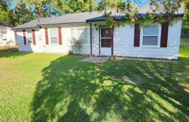 4 Bedroom House - located off Lumpkin Road photos photos
