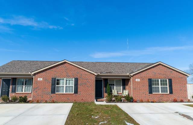 812 South Old Sevierville Pike - 1 photos photos