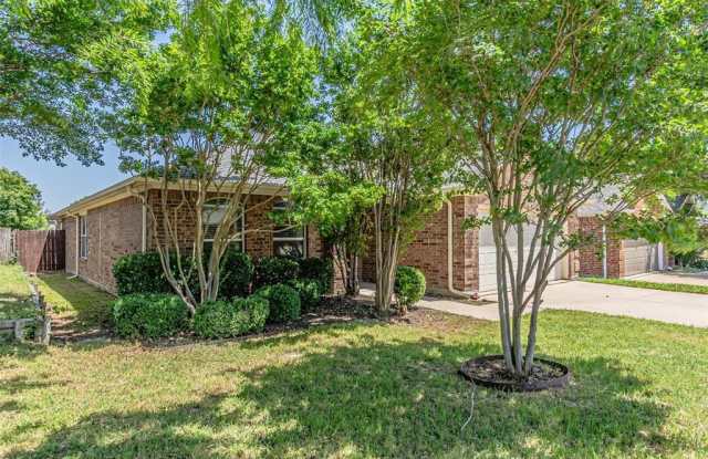 3733 Vista Greens Drive Gallery 2