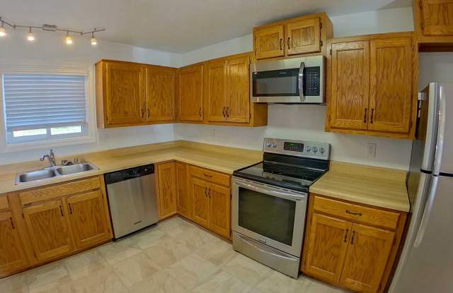 Covered Patio + HUGE Yard + Stainless Steel Appliances + Bonus Storage! Available February 7th! photos photos