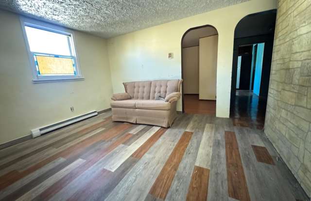 508 SHERIDAN Place Gallery 2
