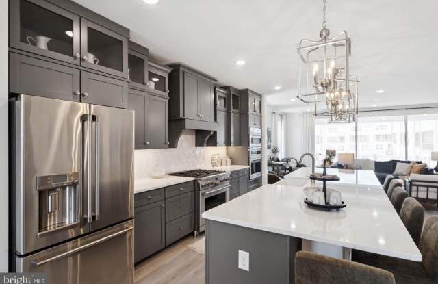 14954 DECO Gallery 4