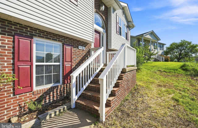 1183 RIVER BEND Court Gallery 3