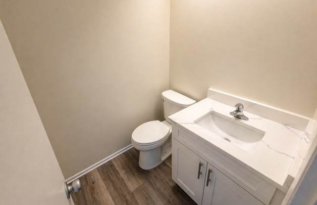 28 Lake Vista Trail Gallery 4