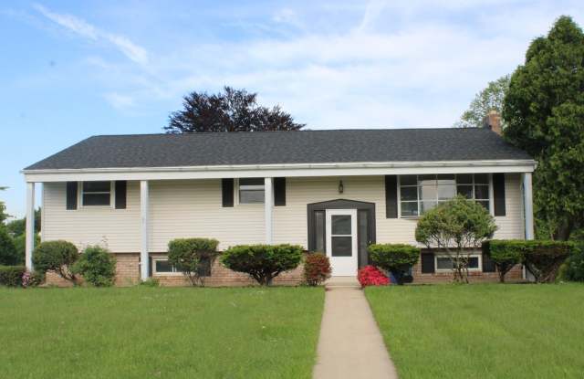 Single Family Home - 2612 Skylark Drive, York County, PA 17403 Single Family Home - 2612 Skylark Drive, York County, PA 17403