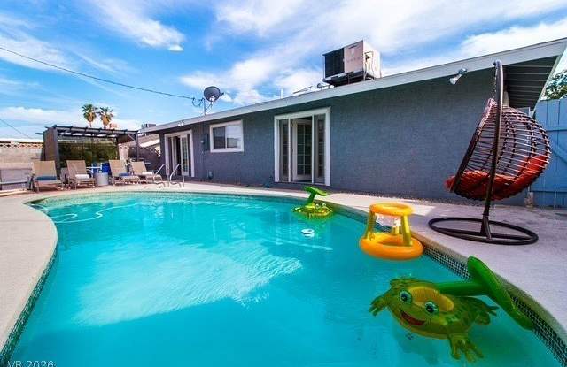 4516 Charles Ronald Avenue photos photos