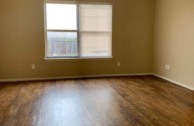 4100 SW Shadow Rock Pl - 3 Gallery 4