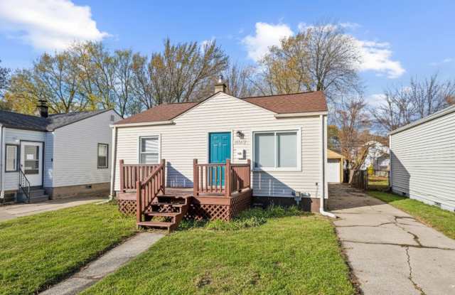 Renovated 2-Bedroom, 1-Bathroom Home for Lease! photos photos