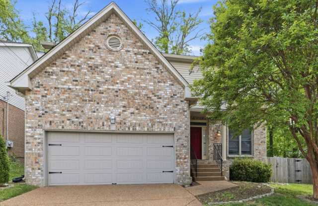 Nestled on a quiet cul-de-sac, this charming 3BR/2.5BA home offers an ideal Bellevue! photos photos