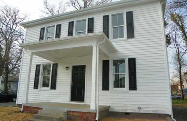 1100 Highland View Ave photos photos