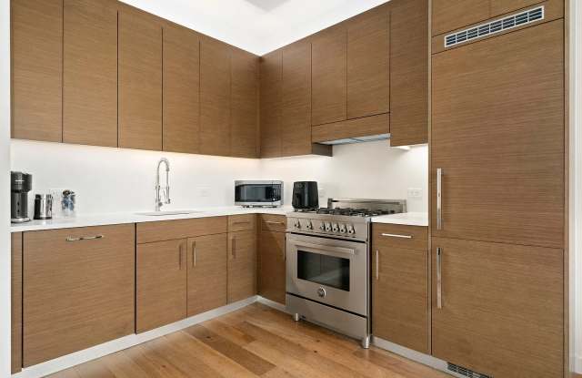 322 Lexington Ave Apt 20A Gallery 3