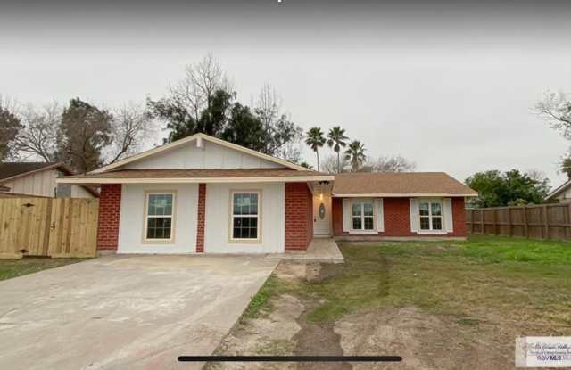 55 ALBERTA DR. photos photos