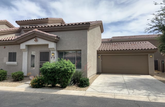 7977 W CAROLINA Drive - 7977 West Carolina Drive, Peoria, AZ 85382