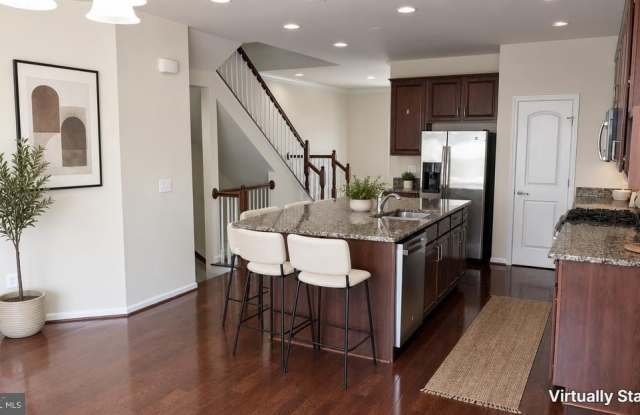 25556 PALENZA Terrace Gallery 4
