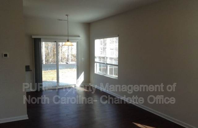 608 Oak Forest Lane photos photos
