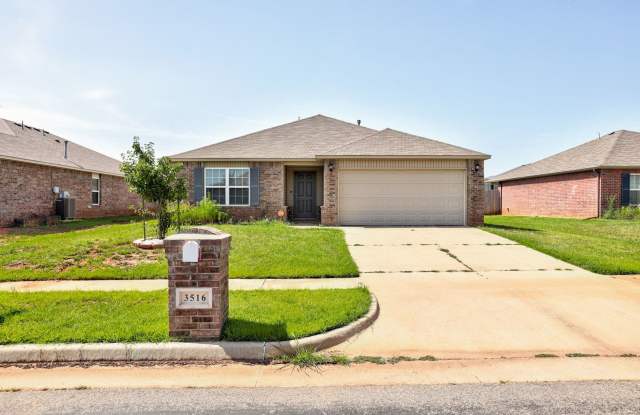 Beautiful 3-Bedroom Home with Easy Access to I-35 & I-240 photos photos