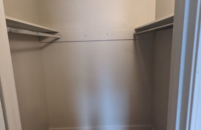 Upstairs 2 Bedroom Apartment photos photos