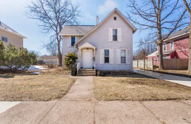 709 Iowa Street photos photos