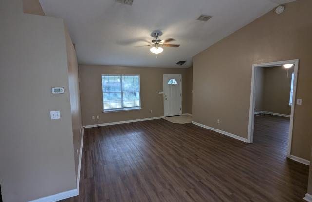 3100 Dunkeld Court Gallery 3