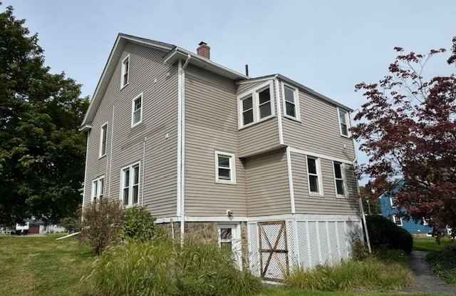 55 E Robbins Avenue Gallery 2