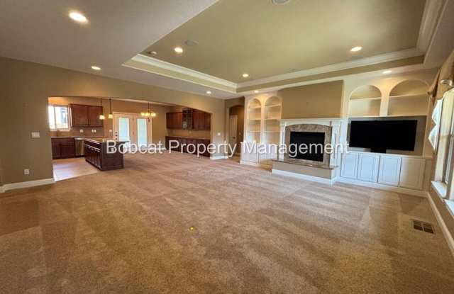 1360 Turner Ct Gallery 3