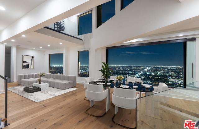 8698 Franklin Ave - 8698 Franklin Avenue, Los Angeles, CA 90069