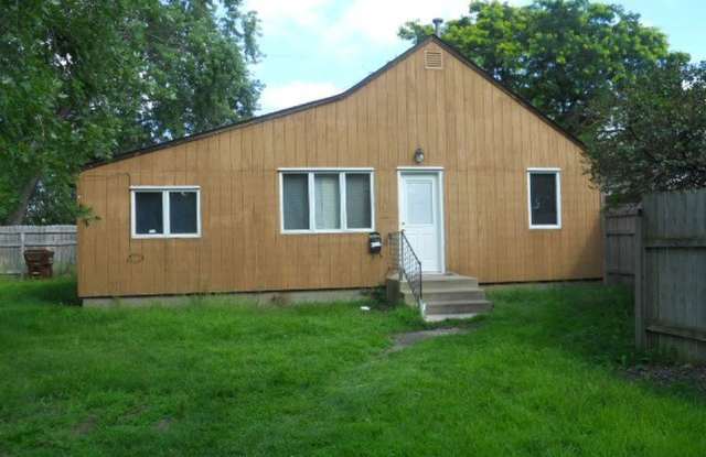 5214 Ewing Avenue North - 5214 Ewing Avenue North, Brooklyn Center, MN 55429