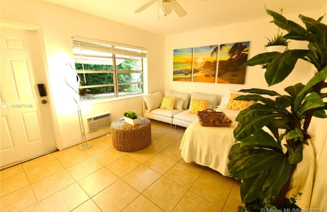 2101 SE 4th Ave rear - 2101 Southeast 4th Avenue, Fort Lauderdale, FL 33316
