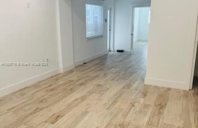 1553 Jefferson Ave photos photos