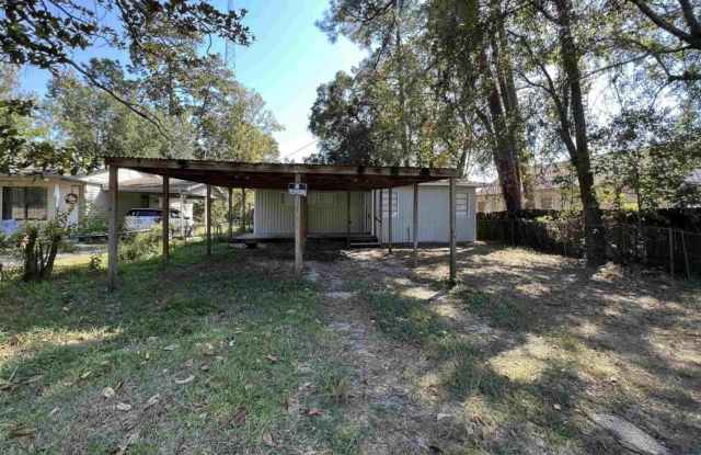 Spacious 3BED, 1BATH in Vidor Gallery 3
